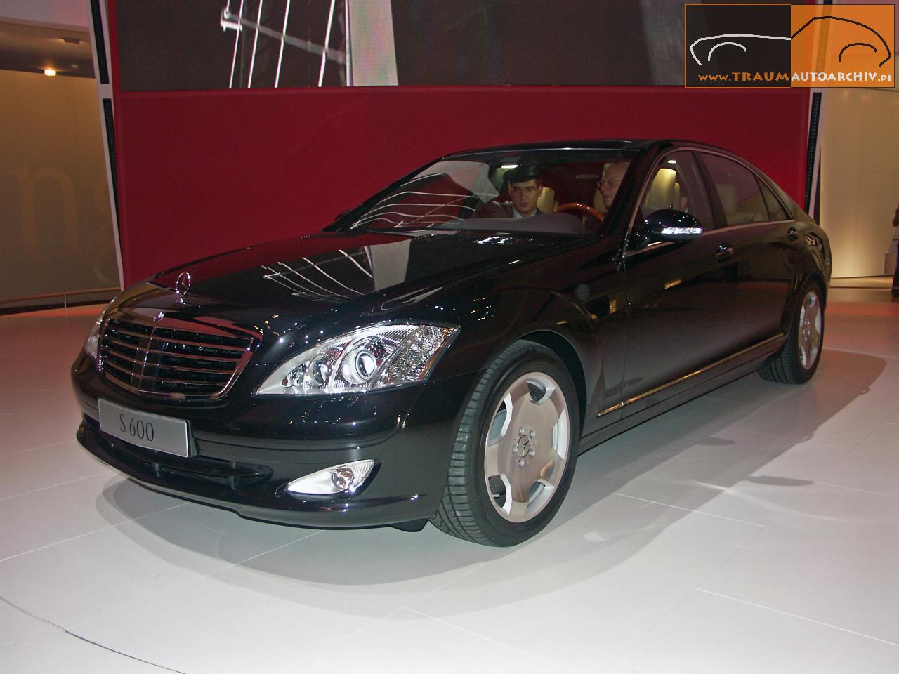 60 - Mercedes S 600 '2005.jpg 114.4K